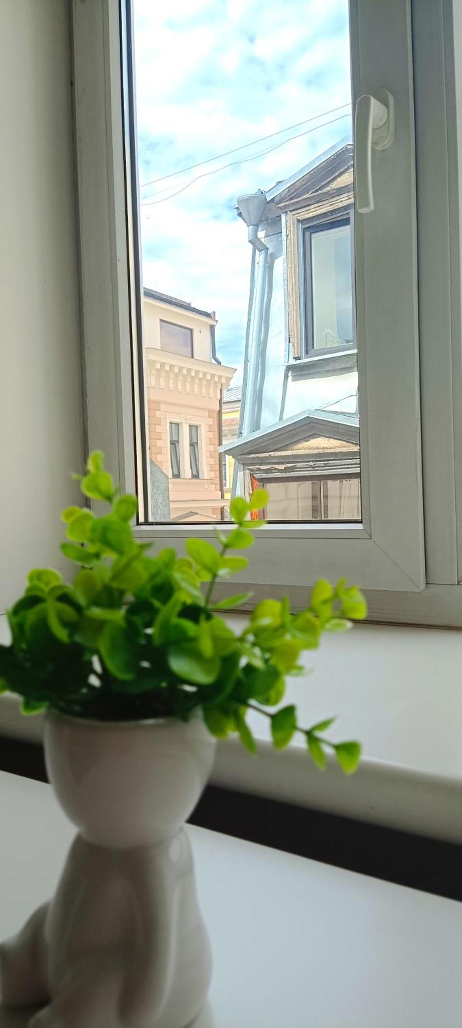 Old Town 2 Bedroom Apartment Near Dome Square & Scenic Waterfront ريغا المظهر الخارجي الصورة