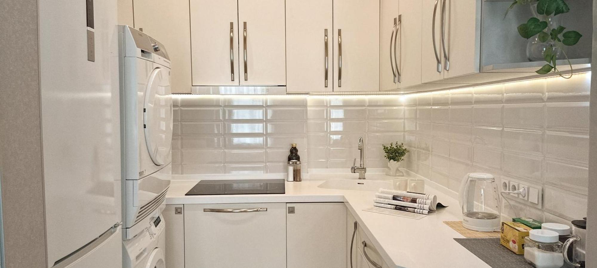 Old Town 2 Bedroom Apartment Near Dome Square & Scenic Waterfront ريغا المظهر الخارجي الصورة
